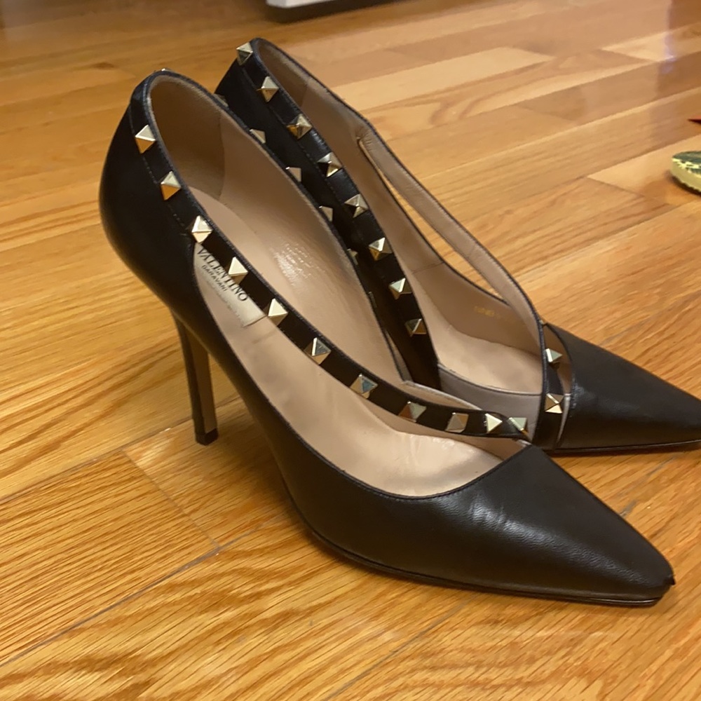 105mm Valentino Rockstud Cross D’Orsay
